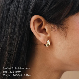 【IA1101】高品質 シックな小さなステンレススチール クロワッサンフープピアス 18K ゴールドメッキ 低アレルギージュエリー
