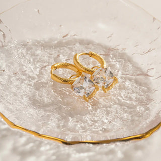 【IA2143】ステンレススチール 18K ゴールドメッキ スクエアジルコンハギーピアス 女性用
