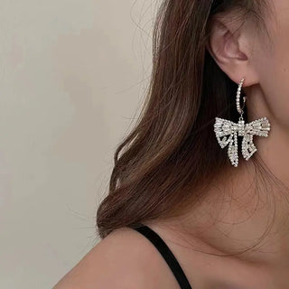 【IA2959】ファッションジュエリー フル バタフライピアス ブリングブリング フェアリーバタフライフープピアス 女の子用女性用