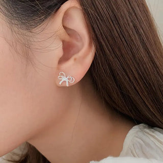 【IA2105】925 スターリングシルバー ジオメトリックボウノットピアス ダブルラインバタフライスタッドピアス デイリー用