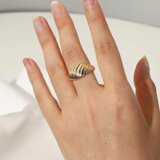 【IA1071】ヨーロピアン 18K ゴールド 新しいクリエイティブ シンプル ヴィンテージ ステンレススチール ファインジュエリー ツイストリング 女の子用