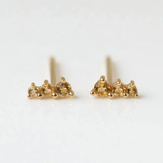 【IA2448】ファッションジュエリー 925シルバー、14Kゴールド、3つのジェムストーンを使った繊細な誕生石バーピアス